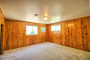 2525 Kinney Creek Rd, Jacksonville, OR 97530 - Photo 9