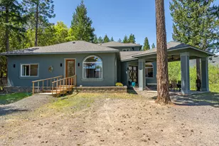 118 Airport Dr, Cave Junction, OR 97523 - Photo 31