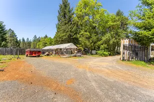 118 Airport Dr, Cave Junction, OR 97523 - Photo 35