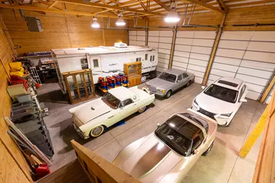 69019 Holmes Road, Sisters, OR 97759 - Photo 37