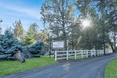 69019 Holmes Road, Sisters, OR 97759 - Photo 3