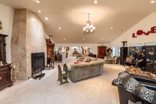 69019 Holmes Rd, Sisters, OR 97759 - Photo 15