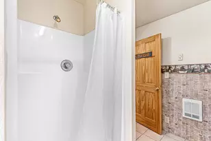 24617 Rocky Point Rd, Klamath Falls, OR 97601 - Photo 31