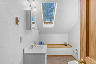 24617 Rocky Point Rd, Klamath Falls, OR 97601 - Photo 15