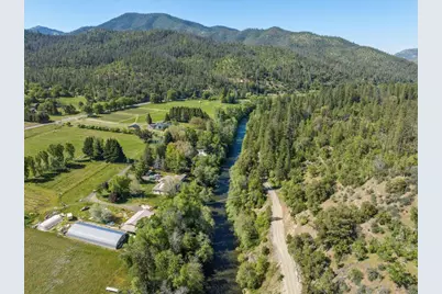 7813 Upper Applegate Road, Jacksonville, OR 97530 - Photo 9