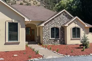 7813 Upper Applegate Rd, Jacksonville, OR 97530 - Photo 13