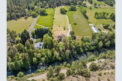 7813 Upper Applegate Road, Jacksonville, OR 97530 - Photo 7