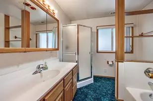 23210 E Evans Creek Rd, Central Point, OR 97502 - Photo 25