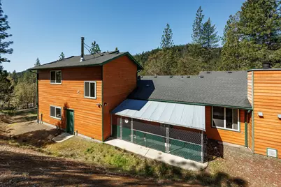 23210 E Evans Creek Road, Central Point, OR 97502 - Photo 43