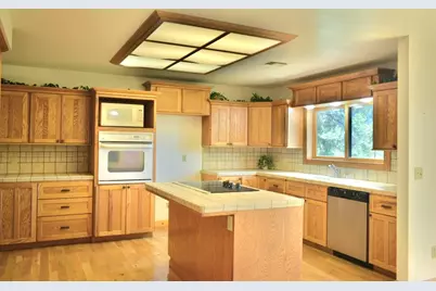 7419 Holland Corner Road, Cave Junction, OR 97523 - Photo 9