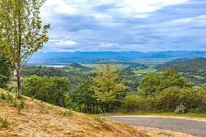 1011 Wren Ridge Drive, Eagle Point, OR 97524 - Photo 89