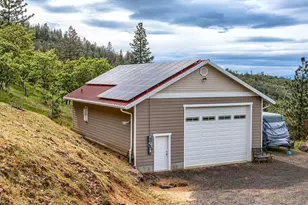 1011 Wren Ridge Dr, Eagle Point, OR 97524 - Photo 87