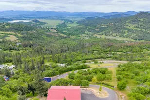 1011 Wren Ridge Dr, Eagle Point, OR 97524 - Photo 17