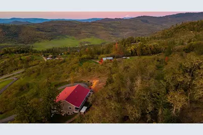 1011 Wren Ridge Drive, Eagle Point, OR 97524 - Photo 7