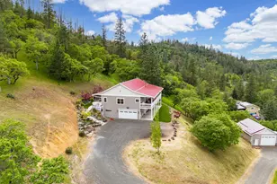 1011 Wren Ridge Dr, Eagle Point, OR 97524 - Photo 23