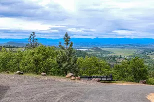 1011 Wren Ridge Dr, Eagle Point, OR 97524 - Photo 81