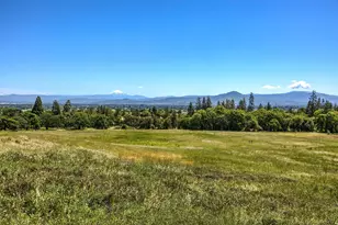 4640 Scenic Ave, Central Point, OR 97502 - Photo 73