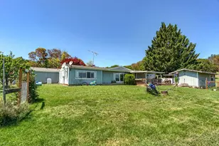 4640 Scenic Ave, Central Point, OR 97502 - Photo 85