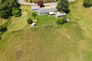 4640 Scenic Ave, Central Point, OR 97502 - Photo 93