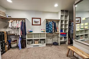 4640 Scenic Ave, Central Point, OR 97502 - Photo 39