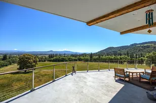 4640 Scenic Ave, Central Point, OR 97502 - Photo 57