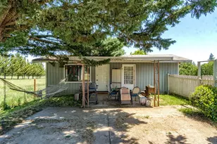 4640 Scenic Ave, Central Point, OR 97502 - Photo 79