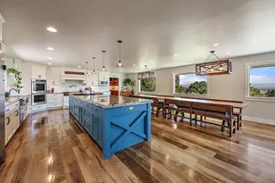 4640 Scenic Ave, Central Point, OR 97502 - Photo 17