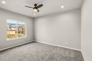 100 Oak Valley Dr, Talent, OR 97540 - Photo 23