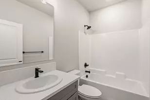 100 Oak Valley Dr, Talent, OR 97540 - Photo 31