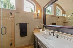 61279 Gorge View St, Bend, OR 97702 - Photo 35