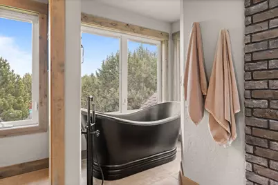 8956 Yahooskin Drive, Powell Butte, OR 97753 - Photo 23