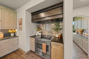 8956 Yahooskin Dr, Powell Butte, OR 97753 - Photo 13