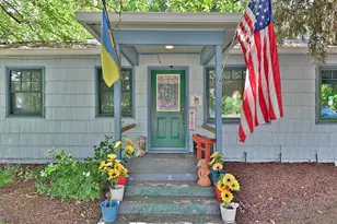 309 W 1st St, Phoenix, OR 97535 - Photo 27