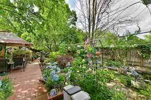 309 W 1st St, Phoenix, OR 97535 - Photo 3