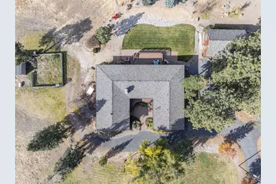 19190 Pinehurst Road, Bend, OR 97703 - Photo 59