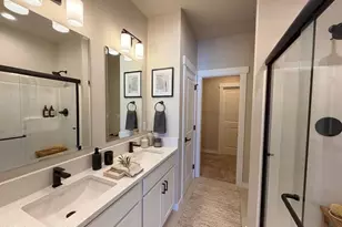 694 Terrazzo Wy, Medford, OR 97501 - Photo 9