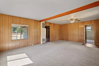 1013 SW L Street, Grants Pass, OR 97526 - Photo 3