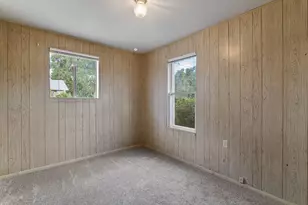 1013 SW L St, Grants Pass, OR 97526 - Photo 5