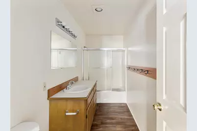 415 SE J Street, Grants Pass, OR 97526 - Photo 19