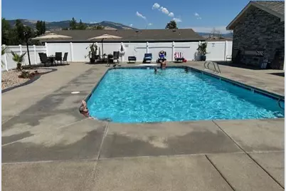 333 Mountain View Drive #165, Talent, OR 97540 - Photo 11