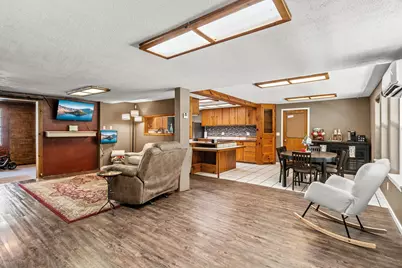 836 Sleepy Hollow Loop, Grants Pass, OR 97527 - Photo 3