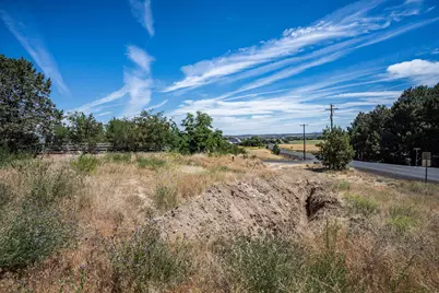 2350 SW Bear Drive, Madras, OR 97741 - Photo 15