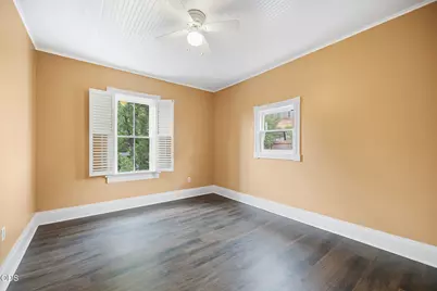 540 E California Street, Jacksonville, OR 97530 - Photo 37