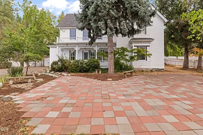540 E California Street, Jacksonville, OR 97530 - Photo 5