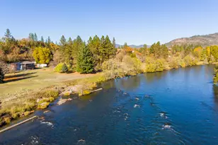 7266 Rogue River Dr, Shady Cove, OR 97539 - Photo 3