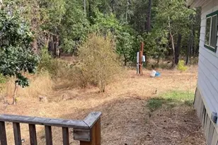 2860 E Fork Rd, Williams, OR 97544 - Photo 9