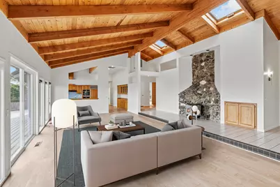 465 Strawberry Hill Lane, Jacksonville, OR 97530 - Photo 5