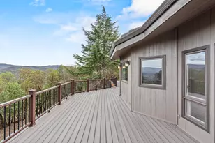 465 Strawberry Hill Ln, Jacksonville, OR 97530 - Photo 27