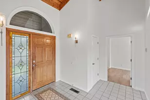 465 Strawberry Hill Ln, Jacksonville, OR 97530 - Photo 11