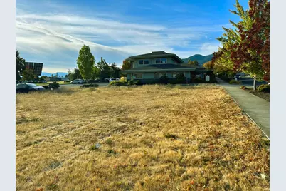 510 Washington Street, Ashland, OR 97520 - Photo 3